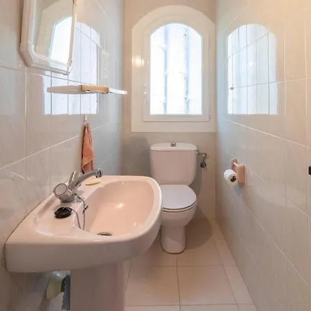 Grifeu 11 Con Terraza Y Vista Panorámica Al Mar Apartamento